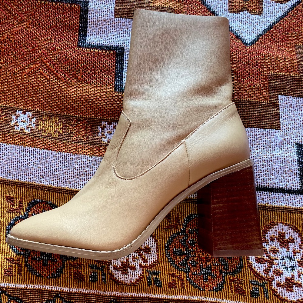ASOS DESIGN Evaline Leather Ankle Boots